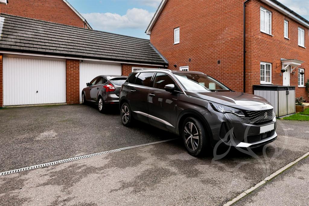 Garage &amp; Driveway