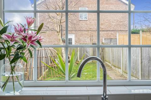 2 Bridge Wood Close, Horsforth, Leeds, LS18 5TR
