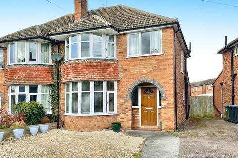3 bedroom semi-detached house for sale, Hamilton Road, Tiddington, Stratford-upon-Avon