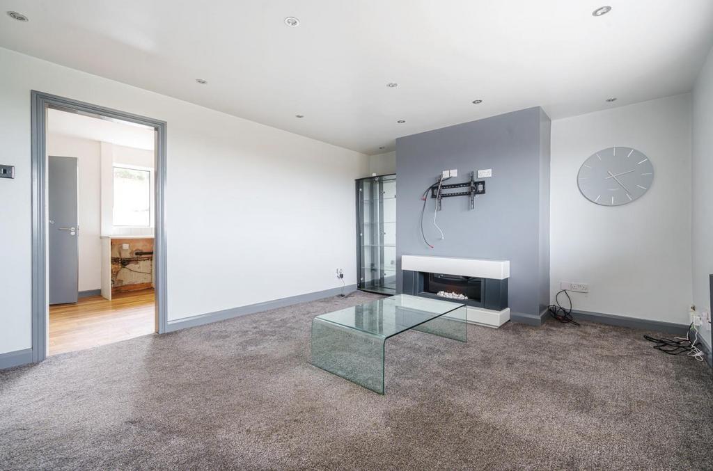 Chester Road, Tyldesley, Manchester 3 bed semidetached house for sale