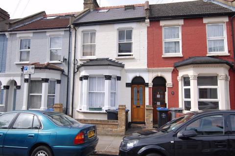 1 bedroom in a house share to rent - St Margarets Road, Kensal Green