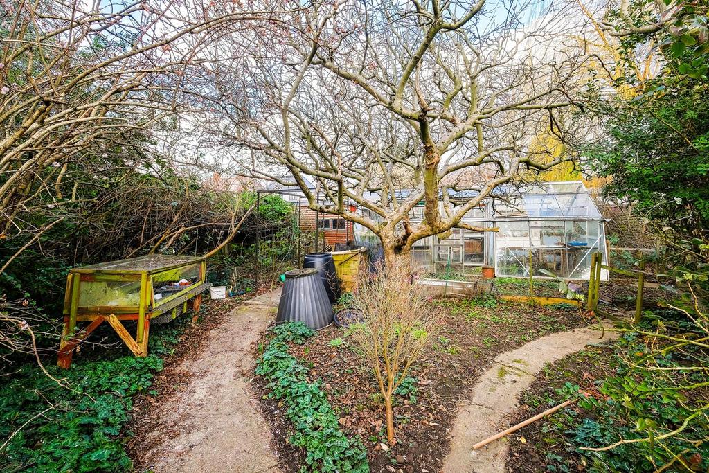 6, Burnham Road-28 resized.jpg