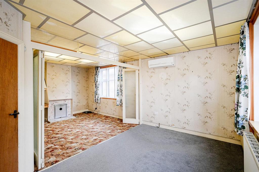 6, Burnham Road-11 resized.jpg