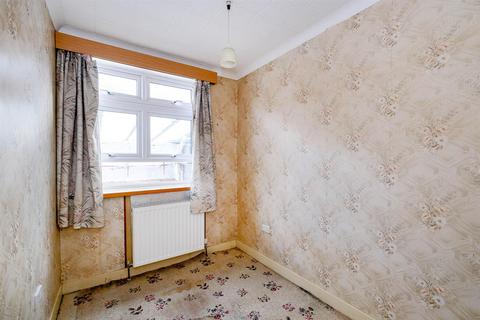 6 Burnham Road, London, E4 8PE