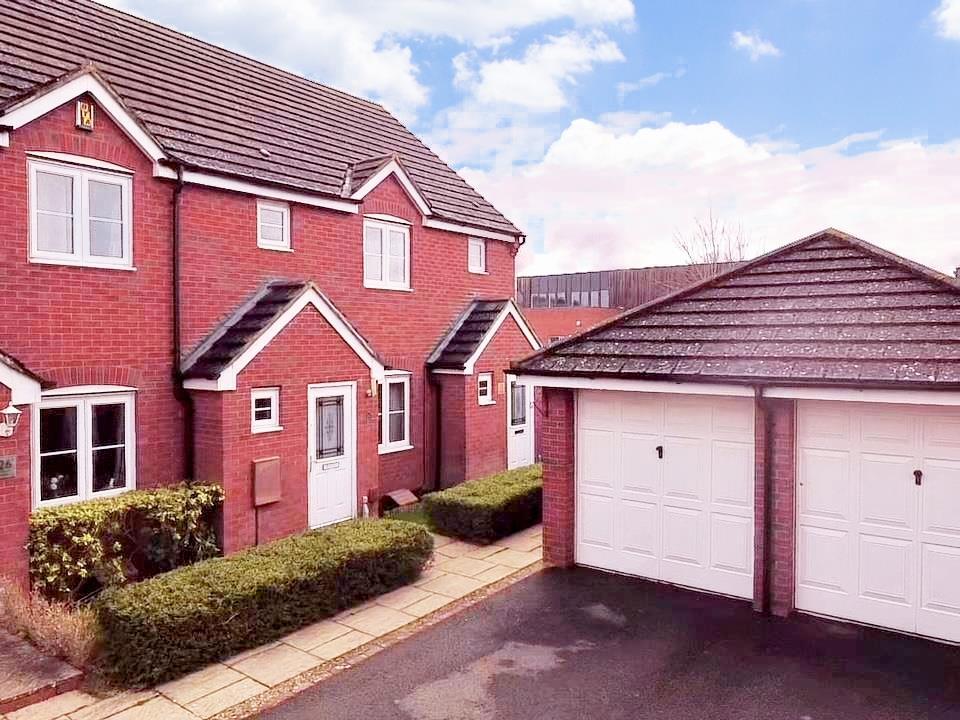 Milburn Drive, St. Crispin, Northampton NN5 3 bed semidetached house