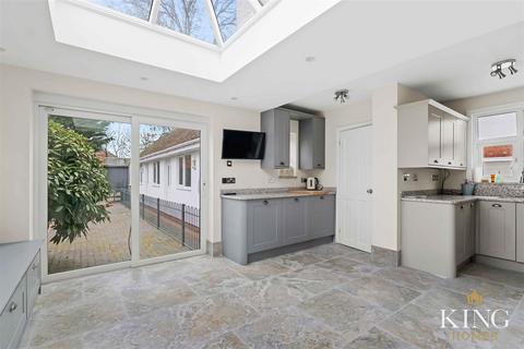 48 Alcester Road, Stratford-upon-avon, CV37 9DB