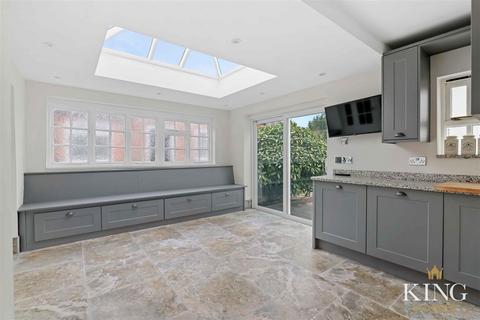 48 Alcester Road, Stratford-upon-avon, CV37 9DB