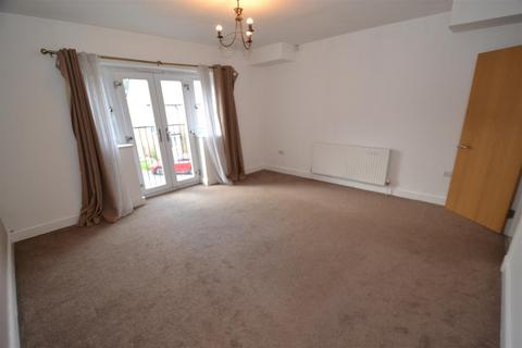 3 bedroom townhouse for sale, Old Cottage Close, Hipperholme, Halifax