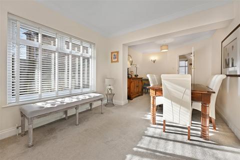 3 Glebe Road, Old Windsor, Windsor, SL4 2PN