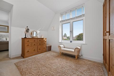 3 Glebe Road, Old Windsor, Windsor, SL4 2PN