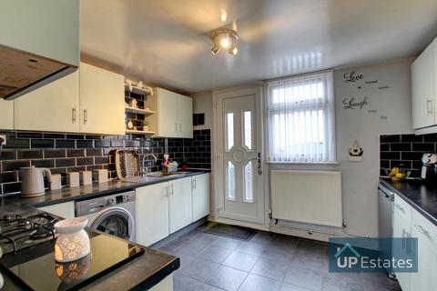 3 bedroom terraced house for sale, William Mckee Close, Binley, Coventry
