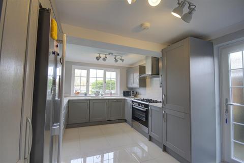 107 Bathurst Road, Staplehurst, Tonbridge, TN12 0LJ