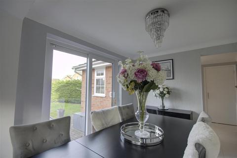 107 Bathurst Road, Staplehurst, Tonbridge, TN12 0LJ