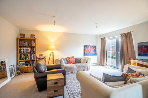 2 bedroom apartment for sale, Ascot Court, Gale Lane, York