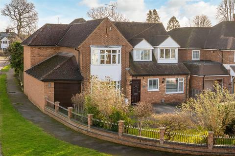 12 Bearton Green, Hitchin, SG5 1UN