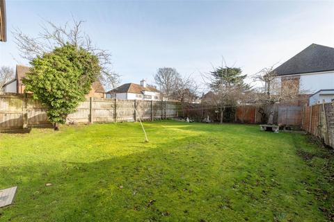 12 Bearton Green, Hitchin, SG5 1UN