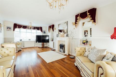 12 Bearton Green, Hitchin, SG5 1UN