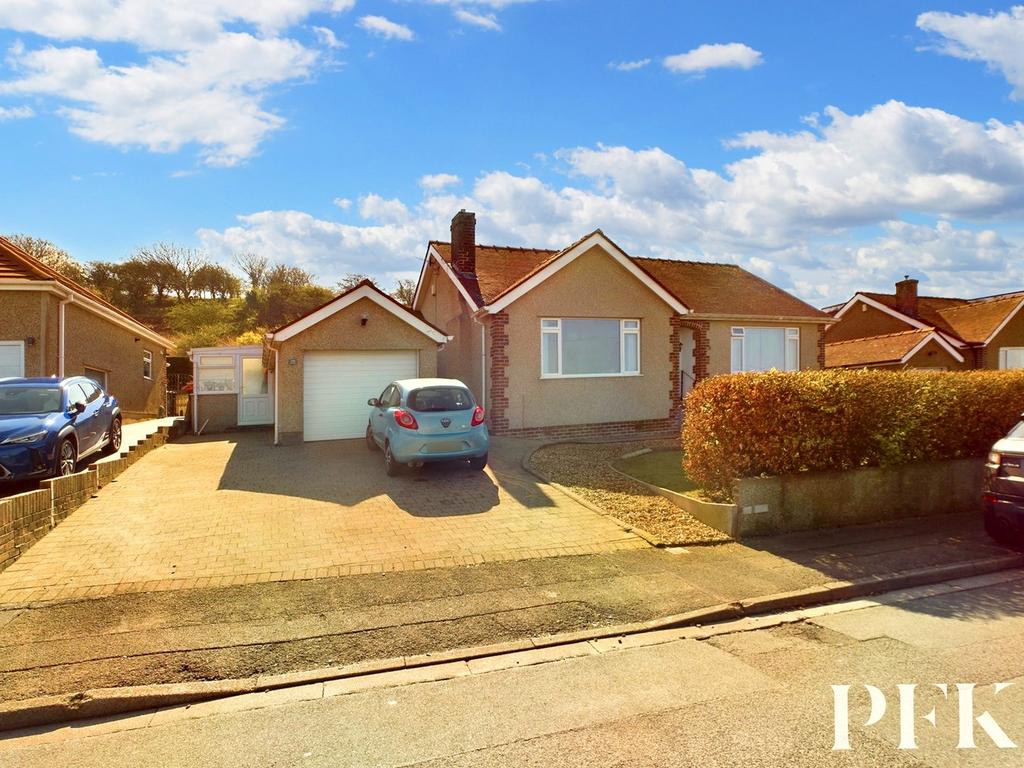 Victoria Road, Whitehaven CA28 3 bed detached bungalow for sale £279,000
