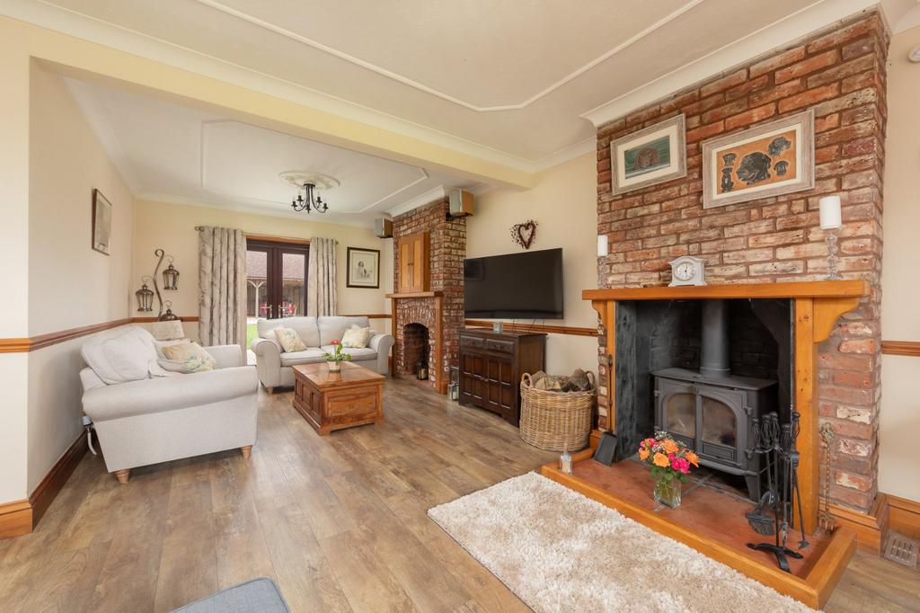 Jacks Bush, Salisbury, Hampshire, SP5 5 bed detached house