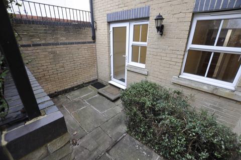 1 bedroom flat to rent, Upper Bridge Road, Old Moulsham, Chelmsford