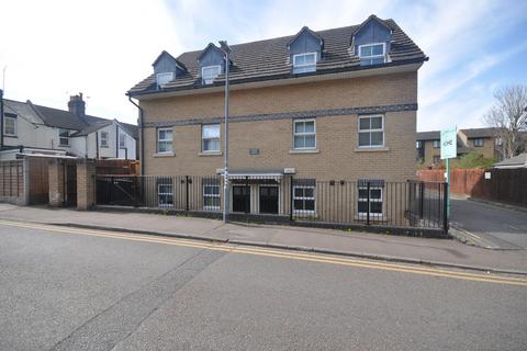1 bedroom flat to rent, Upper Bridge Road, Old Moulsham, Chelmsford