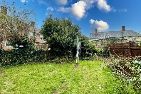 169 Chippenham Road, Romford, RM3 8HT