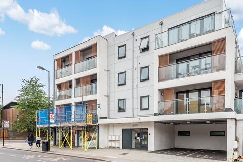 2 bedroom flat to rent, 139 Queens Road Peckham SE15
