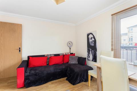 2 bedroom ground floor flat for sale, Newlands Court, West Lothian EH48