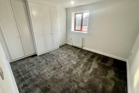 1 Unwin Crescent, Penistone, Sheffield, S36 6EG