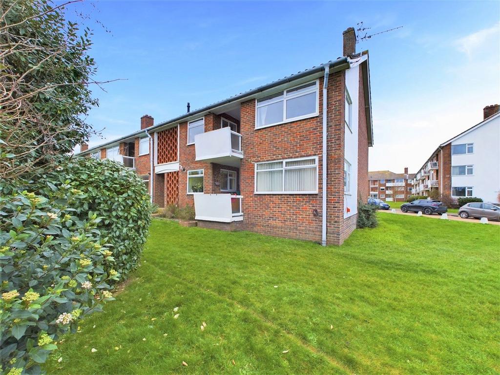 Rosslyn Road, Shoreham by Sea 2 bed ground floor flat for sale £290,000