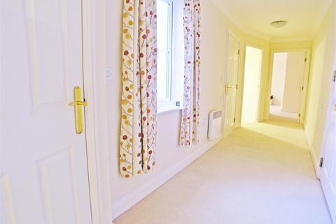 2 bedroom apartment for sale - Cwrt Pegasus, Cardiff Road, Llandaff