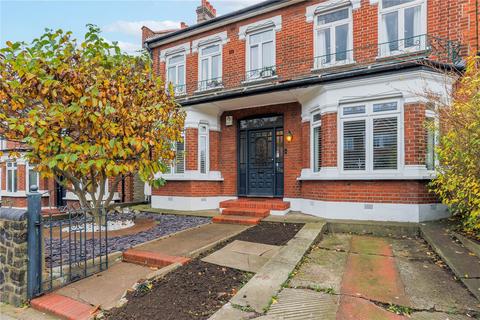 134 Brownlow Road, London, N11 2BP