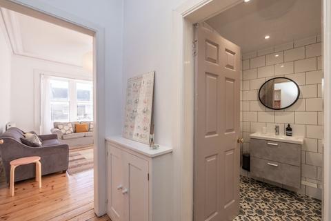 3f3, 18 Panmure Place, Edinburgh, EH3 9JJ