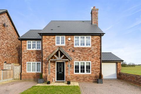 4 bedroom detached house for sale, Dewdrop Close, Felsted, Dunmow, Essex, CM6