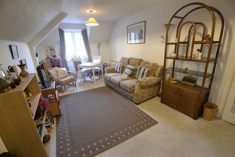 1 bedroom retirement property for sale, West Mills, Newbury RG14