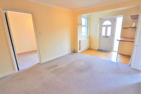 1 bedroom maisonette to rent, Croft Road, Godalming, Surrey, GU7