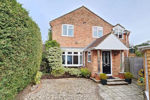 4 bedroom detached house for sale, Westerdale, Thatcham RG19