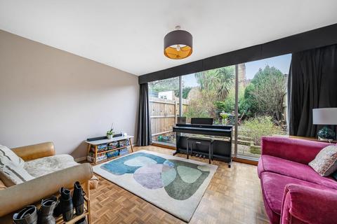 3 bedroom terraced house for sale, Hennel Close, Forest Hill