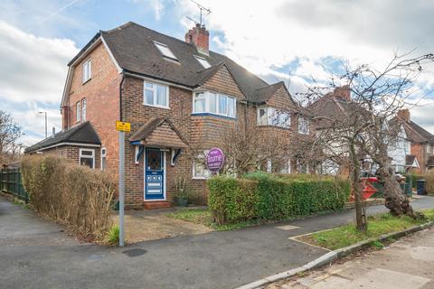 48 Beech Grove, Guildford, GU2 7UX