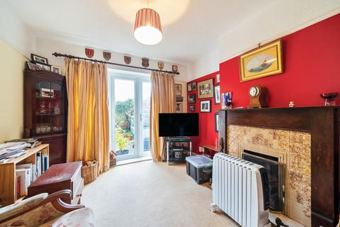 48 Beech Grove, Guildford, GU2 7UX