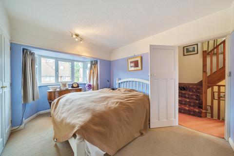 48 Beech Grove, Guildford, GU2 7UX