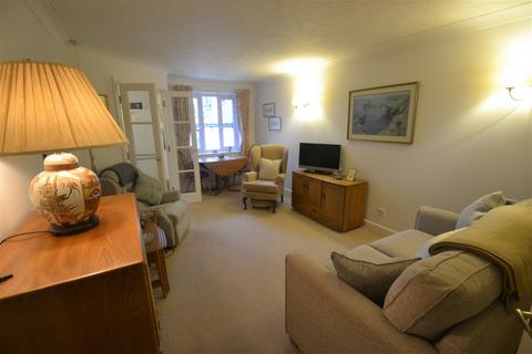 1 bedroom flat for sale, West Mills, Newbury RG14