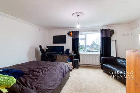 6 bedroom detached house for sale, Central Avenue, Rochford, SS4