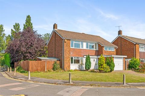 6 Kendal Close, Reigate, RH2 0LR