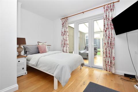 29 Dorothy Evans Close, Bexleyheath, DA7 6AJ