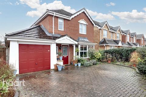 4 bedroom detached house for sale - Bancroft Chase, Hornchurch