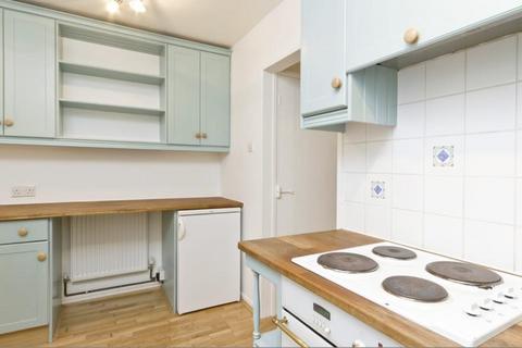 Studio for sale, Bartle Road,  London,  W11