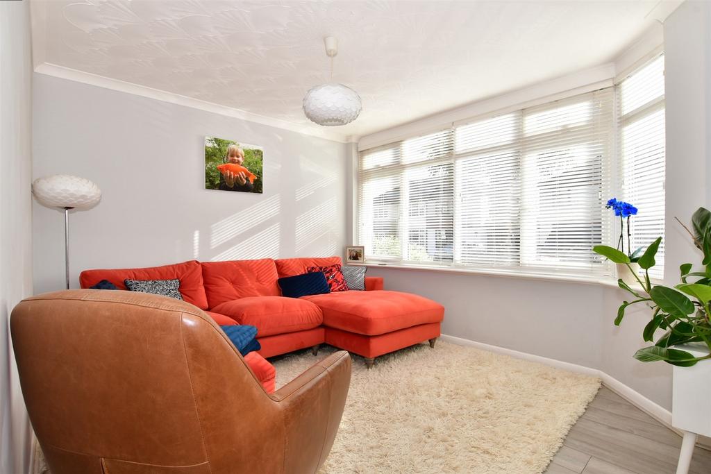 Monmouth Close, Welling, Kent 2 bed semidetached house for sale £475,000