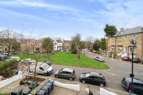 43c Grange Park, London, W5 3PR