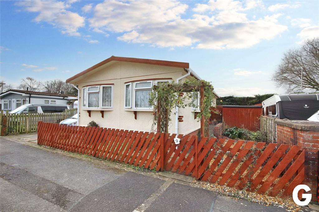 Stillwater Park, North Poulner Road, Ringwood, Hampshire, BH24 2 bed park home for sale £195,000